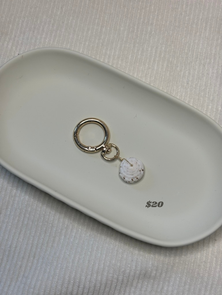Gold Puka Shell Keychain
