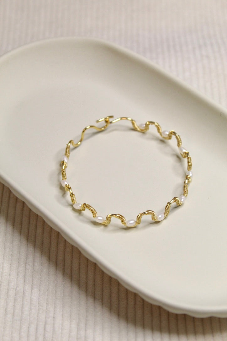 Gold/Silver Plated Pearl Wavy Bangle Bracelet