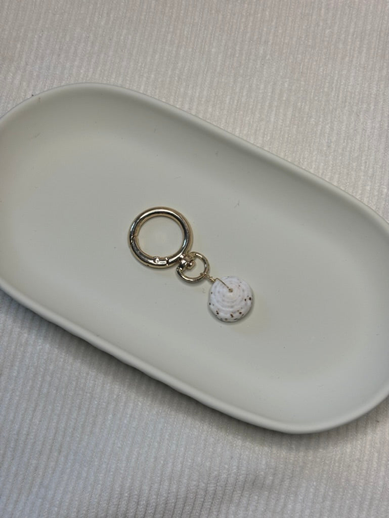 Gold Puka Shell Keychain