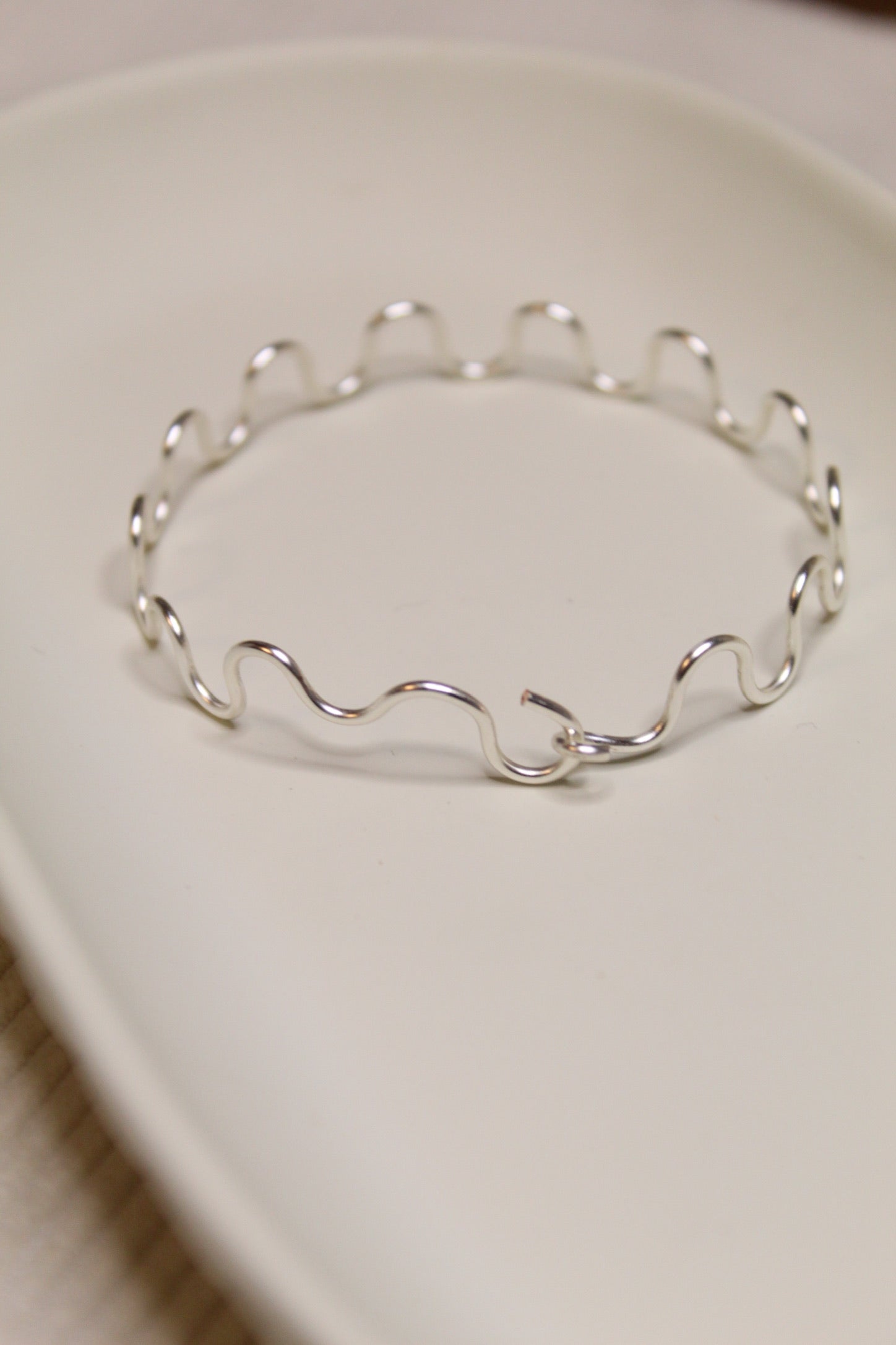 Gold/Silver Plated Wavy Bangle Bracelet