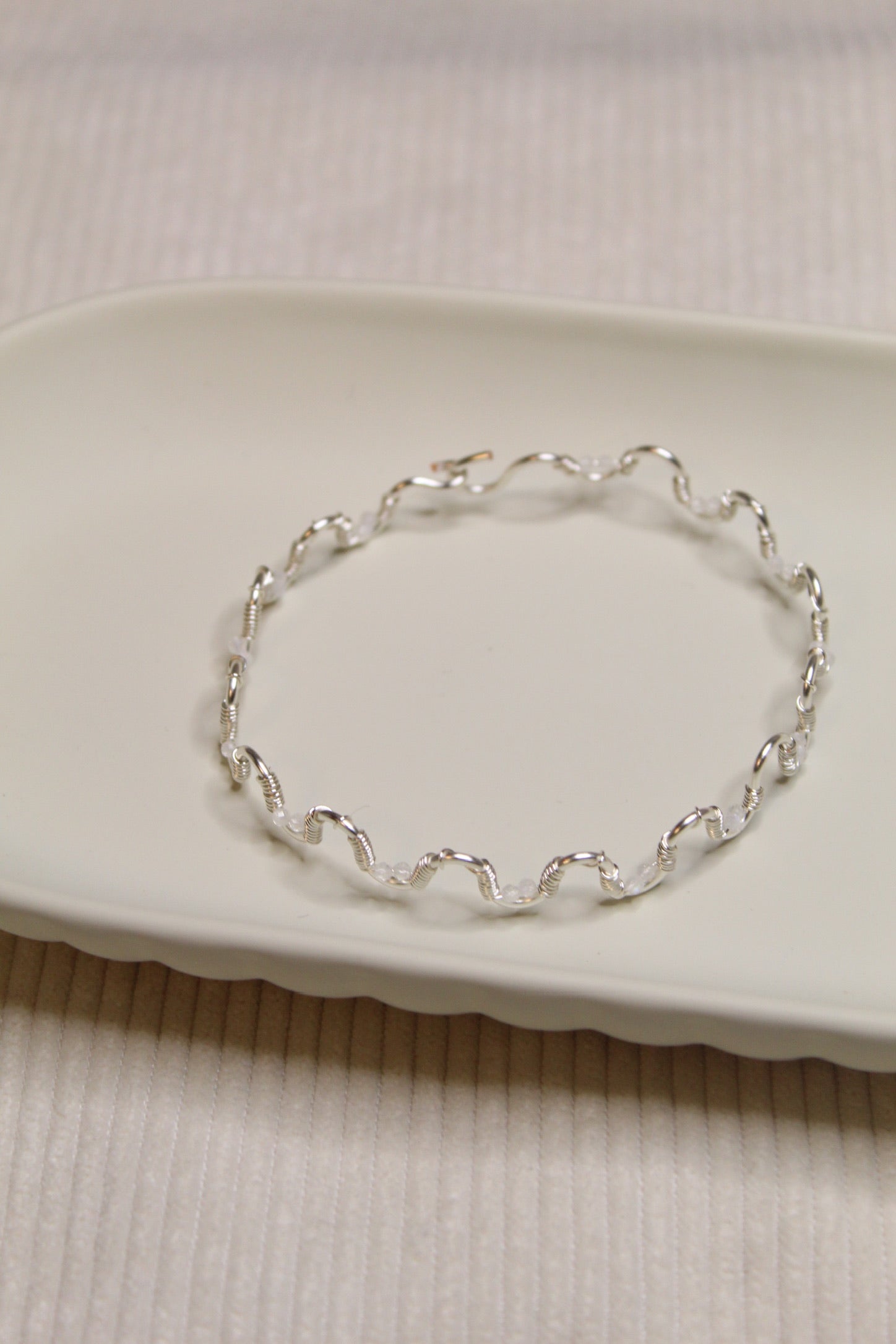 Gold/Silver Plated Gemstone Wavy Bangle Bracelet