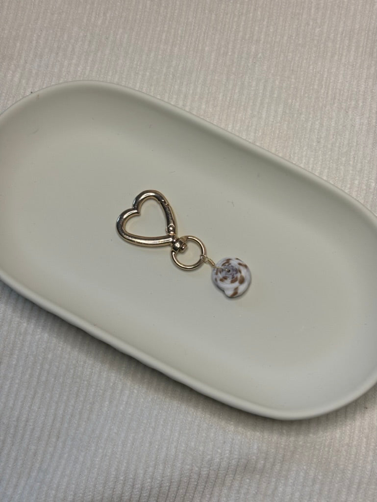 Gold Puka Shell Keychain