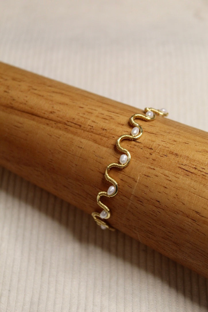 Gold/Silver Plated Pearl Wavy Bangle Bracelet