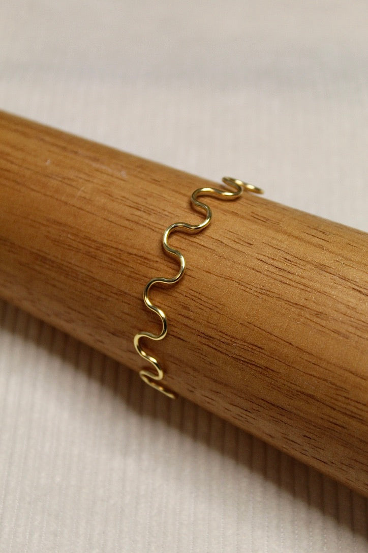 Gold/Silver Plated Wavy Bangle Bracelet
