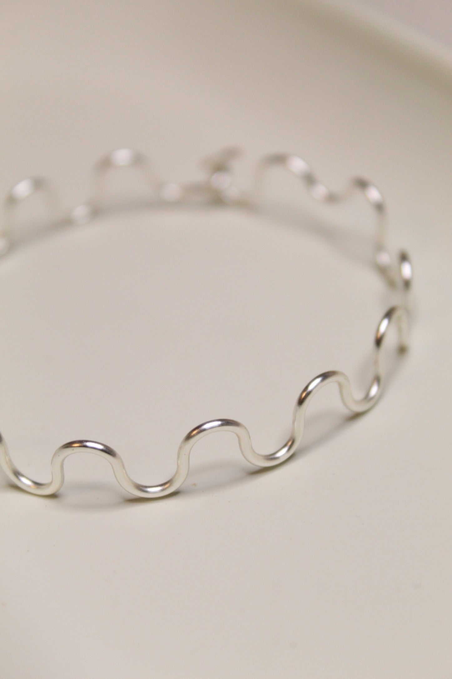 Gold/Silver Plated Wavy Bangle Bracelet