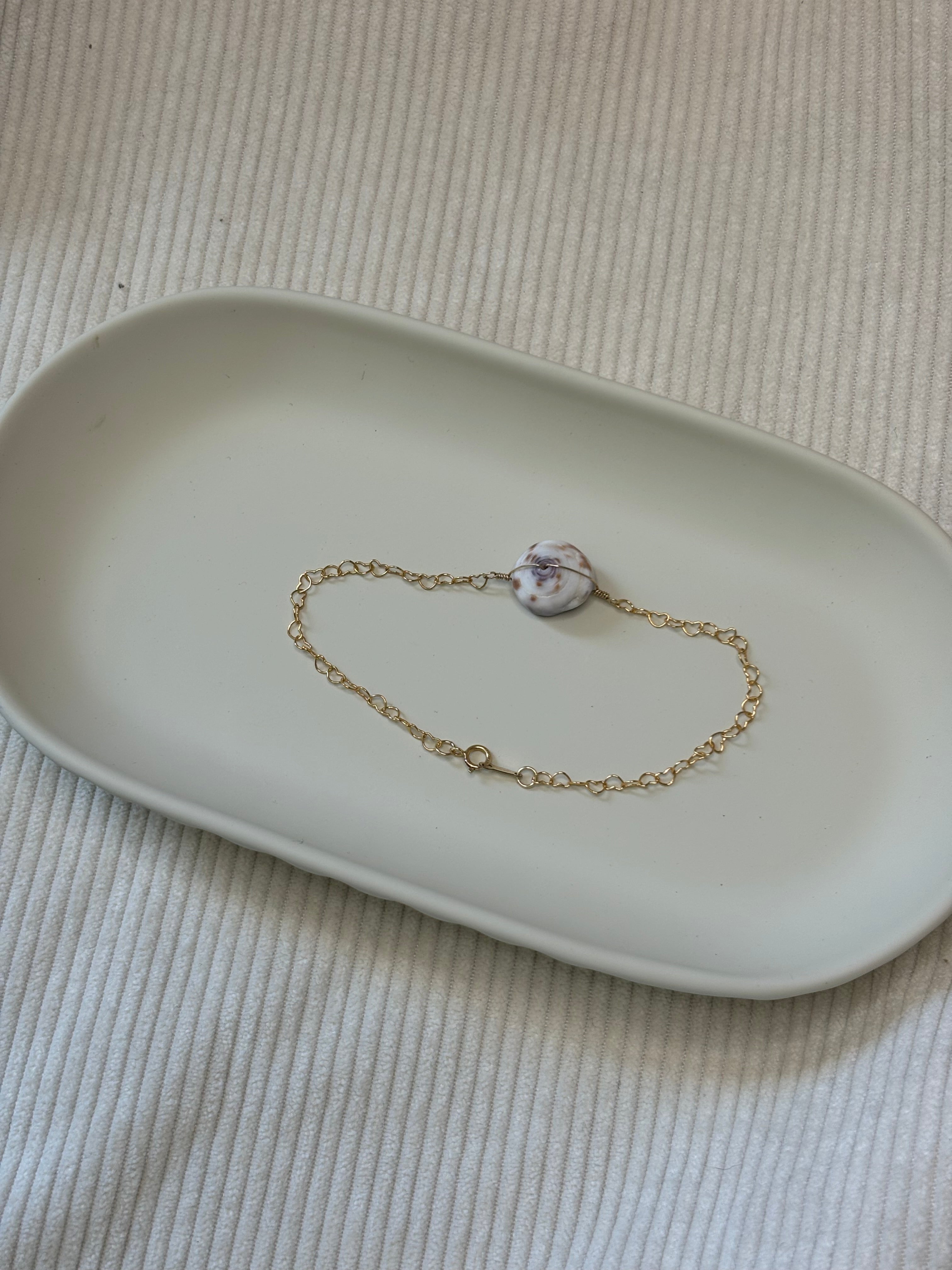 Gold-Filled Puka Shell Chain Bracelet